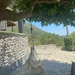 Vafkeri Apartments