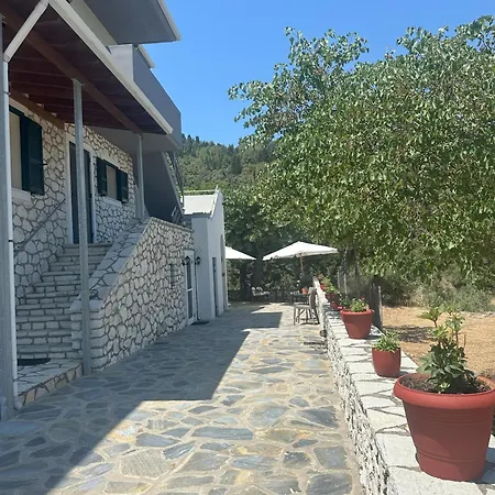 Vafkeri Apartments
