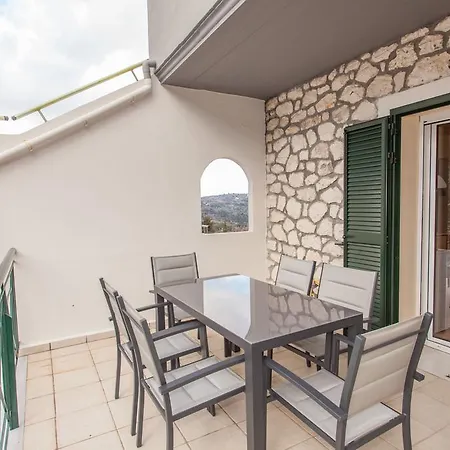 Vafkeri Apartments