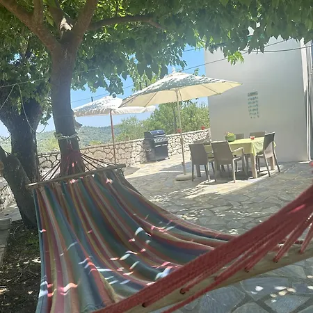 Vafkeri Apartments