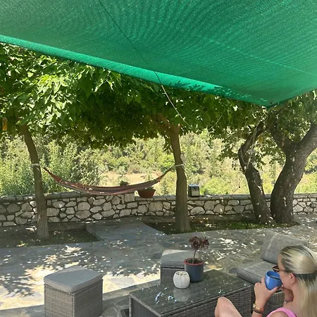 Vafkeri Apartments *